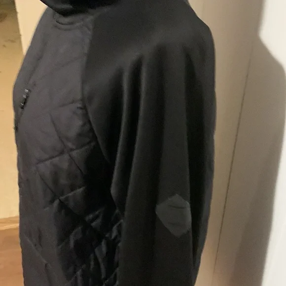 The North Face Jacket / Hoodie Size Medium - Picture 3 of 10